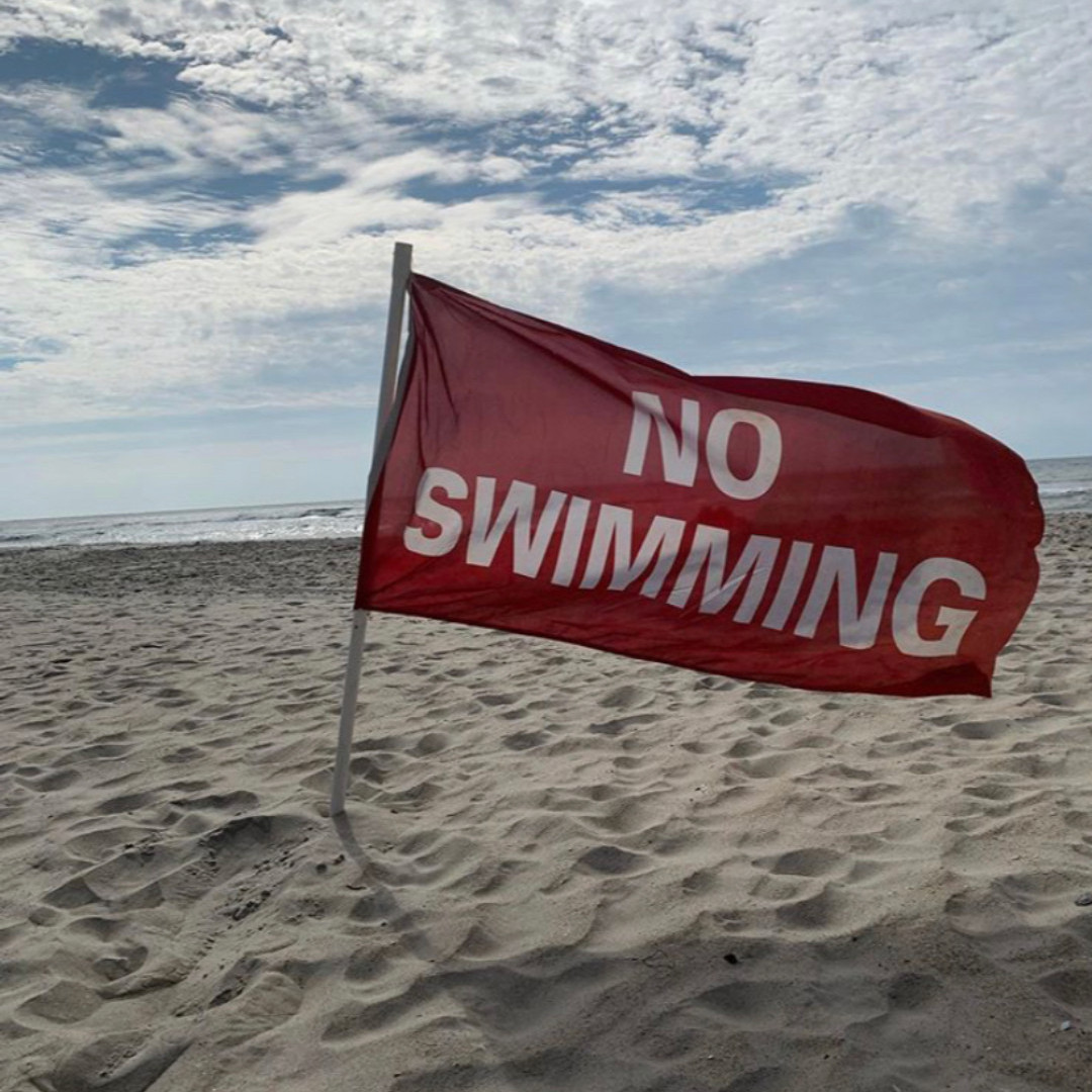 🚨 HIGH RIP CURRENT RISK🚨
Red NO SWIMMING flags are posted today, May 26, due to ocean conditions that will bring powerful rip currents and dangerous shore breaks. For your safety and the safety of surf rescuers, please stay out of the water! #LoveTheBeachRespectTheOcean