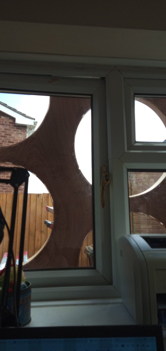 davidsnagel's tweet image. #frontios in real life #doctorwho #roundthings #tardis.