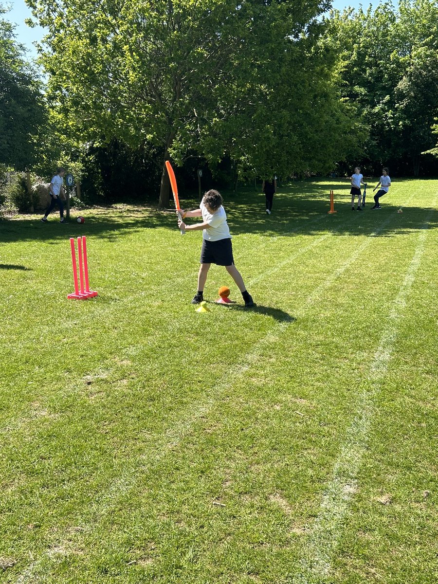 bledlowridgesch's tweet photo. Years 1-6 had great fun during their cricket sessions today! Hopefully lots have been inspired to get involved with this sport. 🏏 😃 https://t.co/2JqFcXARYM