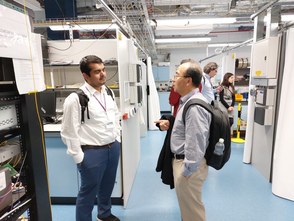 💡|One of the leading lights in #photonics has been to <a href="/AstonPhotonics/">Aston Institute of Photonic Technologies</a>  

🗣️Dr. Ming-Jun Li gave key presentation at annual workshop

🔎Discussed key challenges in optical communication specifically ultra-wide band optical transmission systems

bit.ly/3ow6BaH

#TeamAston