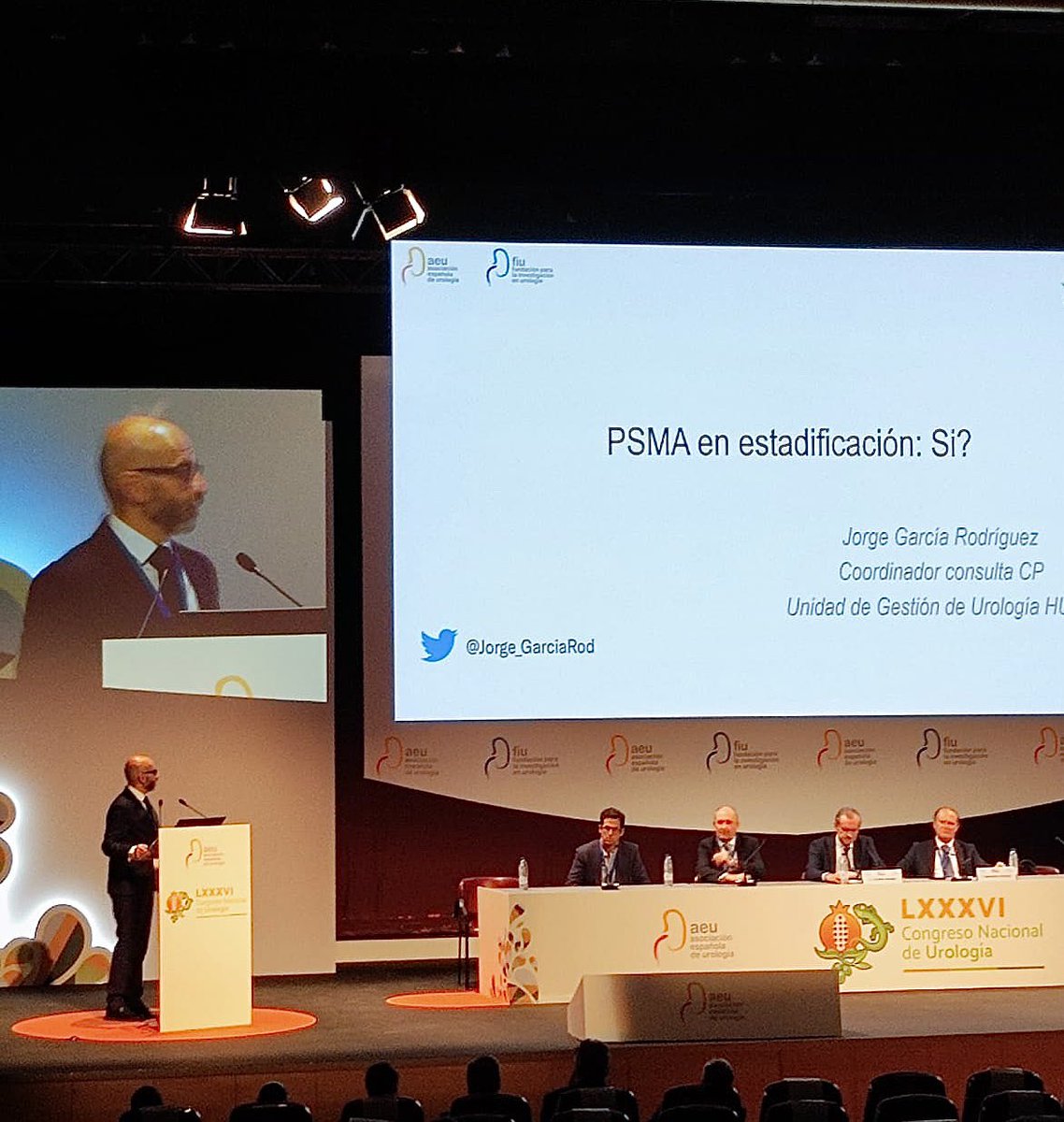 Gracias a @InfoAeu #AEU23 por la invitación para defender el uso de PET/PSMA en estadificación inicial del #cáncerdepróstata @enriquegomezgo4 A. Rodríguez Antolín @HUCA_Asturias