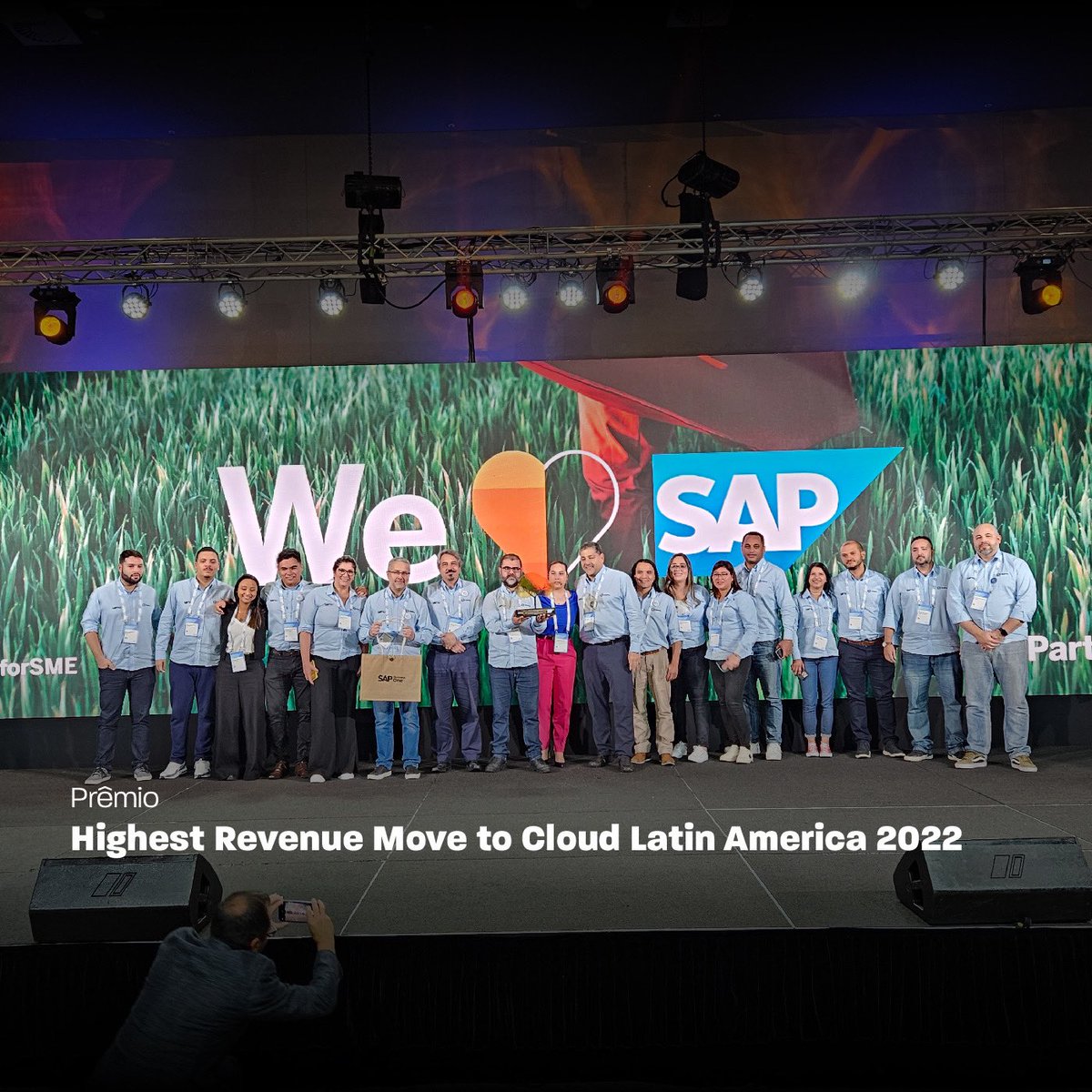 RamoSistemas's tweet image. #SAPPartnerSummitforSME 

✅ Levamos 2 prêmios pra casa:
     
     🏆 Highest Revenue Move to Cloud Brasil
     🏆Highest Revenue Move to Cloud Latin America 2022

✅Teve encontro da LinkedWolrd, grupo de parceiros global em que fazemos parte.