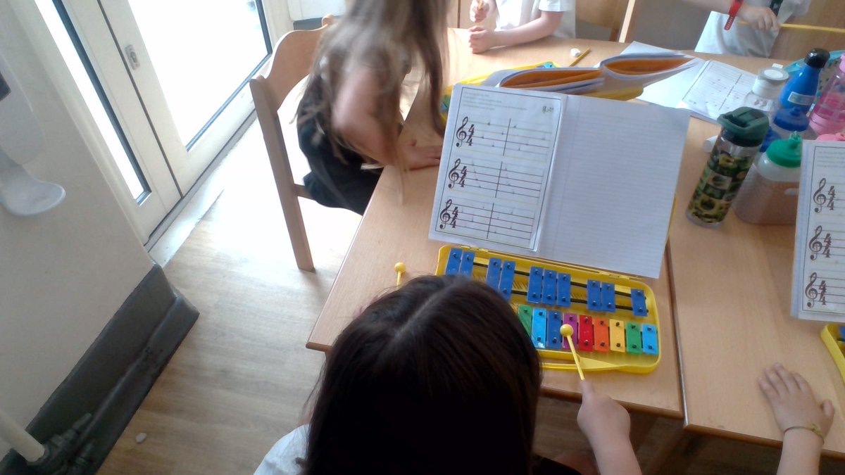 BPSHull's tweet photo. 2LO have shown what amazing musicians they are this week. Here they are playing music that they themselves composed! 
#BPSMusic https://t.co/281jwPOhGv