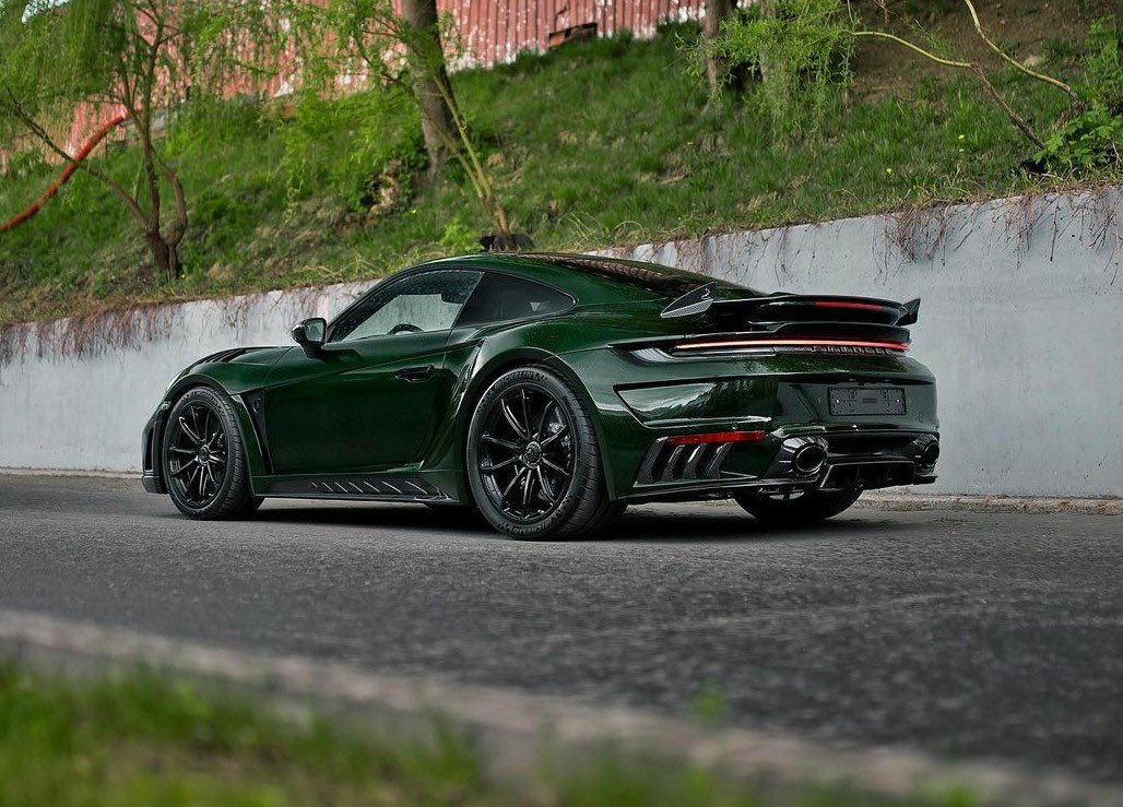 Porsche Club tweet media