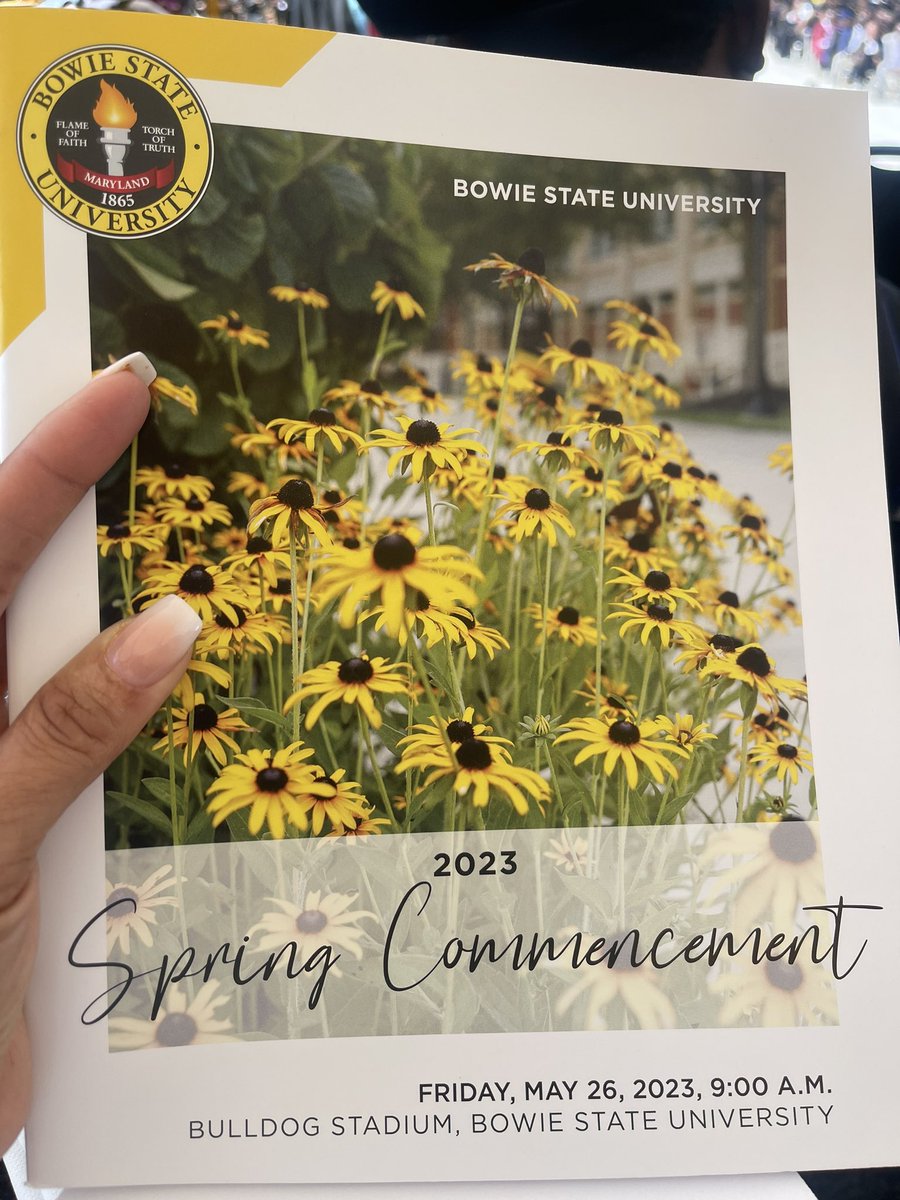 DrKimetta's tweet photo. Congratulations to all the 2023 BSU Graduates! So proud of you! 🎊🎉🖤💛 https://t.co/8Gk4CiYFTC