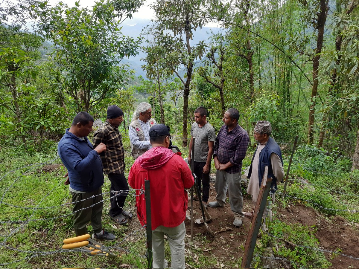 Successfully installed Weather Station at Phedi of Bhimeshwor municipality, Dolakha with community engagement. 
Thanks to all helping hands 🙏 <a href="/SajagNepal/">Sajag-Nepal</a>
<a href="/gopyKrishna/">Gopi Krishna</a>