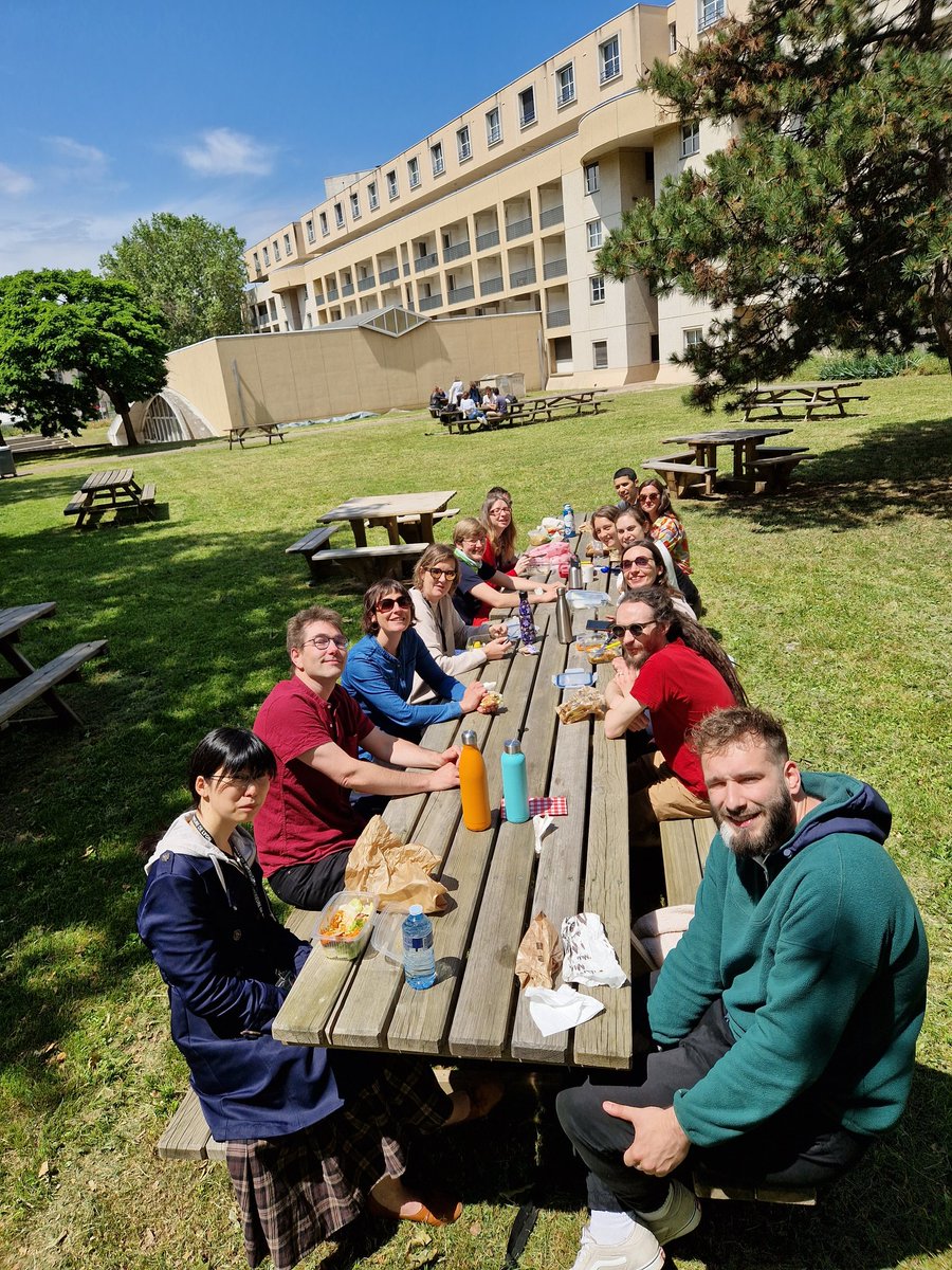 Enjoying the sun @RDPlab with the #SiCE team hosting @EmmanuelleBayer and @hortense_moreau 

But also to farewell to Alexis Lebecq before ✈️🇺🇲