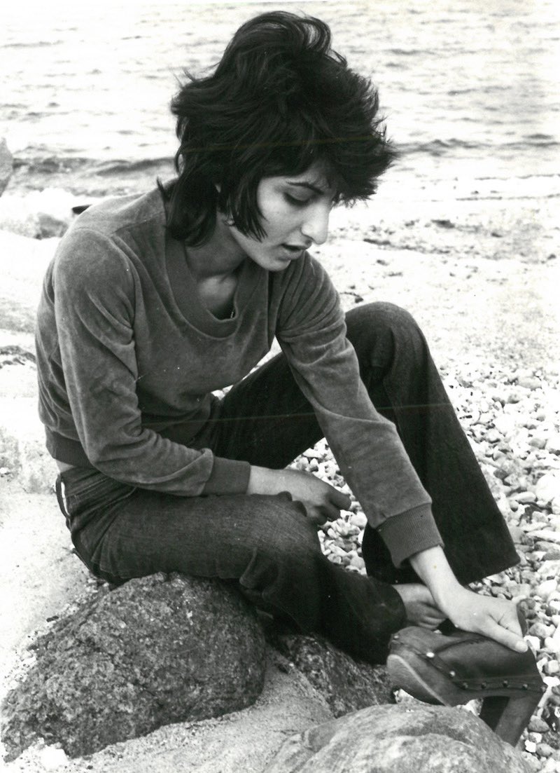 LadyBitchRay1's tweet photo. Heute vor 41 Jahren erlag die Schriftstellerin &amp; Dichterin #SemraErtan ihren Verbrennungen, da sie sich aus Protest gegen d. zunehmenden #Rassismus in Deutschland 2 Tage zuvor öffentlich verbrannte. Der von ihr angeprangerte Rassismus wurde später wissenschaftlich bestätigt🌹RIP https://t.co/xXx03qwcd8