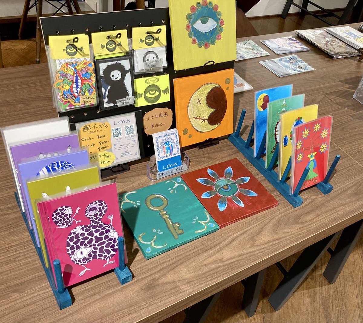 【展示】

体調の関係で在廊できませんが
 #4色展　出てます。
物販あり〼
__________________________

カフェ+ギャラリー オマージュ

5.24 (水) - 5.29 (月)
11:00 - 18:00  ※最終日17:00迄

北海道札幌市中央区南１条西５丁目
プレジデント松井ビル100  1
___________________________