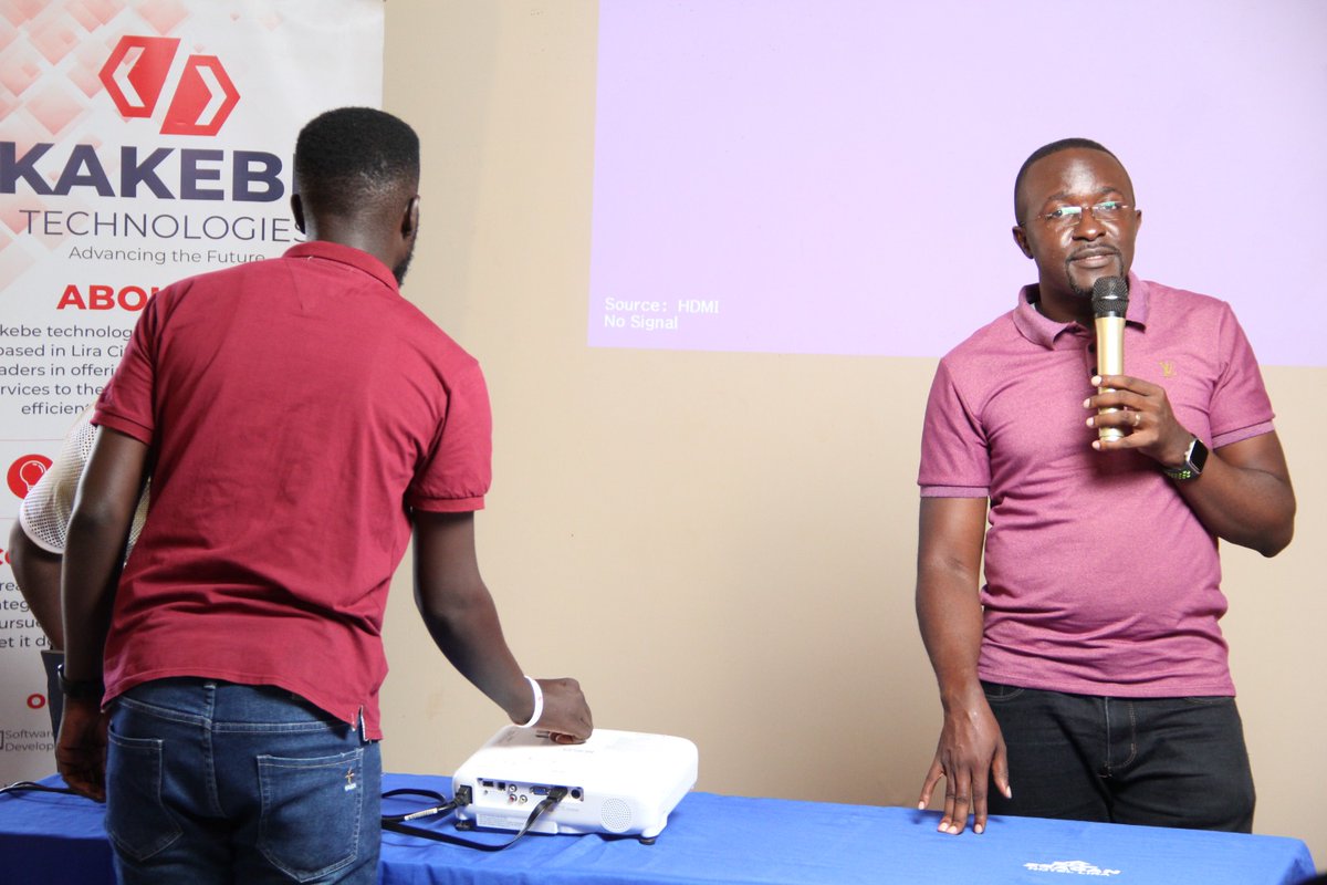kakebetech's tweet photo. Happening Now: One Roof, One Topic, One Goal; the Goal is to use Flutter for Perfect Mobile App Development, #FlutterLira #kakebe #theinnovationvillage. https://t.co/AnaL0ZrHXW