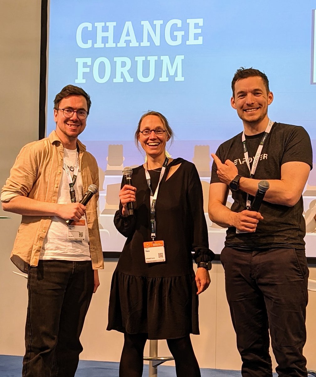 enPower Energiewende Podcast (@enpowerpodcast) on Twitter photo Heute live Podcast mit Frauke Thies (Executive Director at <a href="/AgoraEW/">Agora Energiewende</a>) zu den Strategien fรผr Klimaneutralitรคt in Europa auf der E- World Energy & Water (<a href="/EworldEssen/">E-world energy & water</a>).
It was a blast ๐๐๐.
Der Podcast kommt am 4. Juni ๐๐๐.
#enpowerpod #energiewende #Eworld Heute live Podcast mit Frauke Thies (Executive Director at <a href="/AgoraEW/">Agora Energiewende</a>) zu den Strategien fรผr Klimaneutralitรคt in Europa auf der E- World Energy & Water (<a href="/EworldEssen/">E-world energy & water</a>).
It was a blast ๐๐๐.
Der Podcast kommt am 4. Juni ๐๐๐.
#enpowerpod #energiewende #Eworld