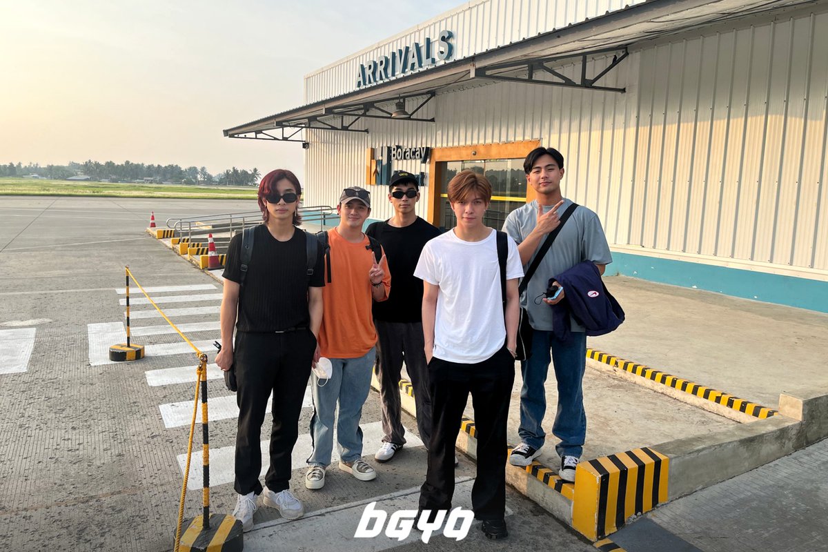 bgyo_ph's tweet image. #BGYO | Touch down Boracay! 🏝 Get ready your #13SangkapSarapSummer dance moves and dance with us tomorrow at Sea Wind Resort, Station 1, 4PM! ❤️

#ChowkingHaloHaloxBGYO @chowking_ph