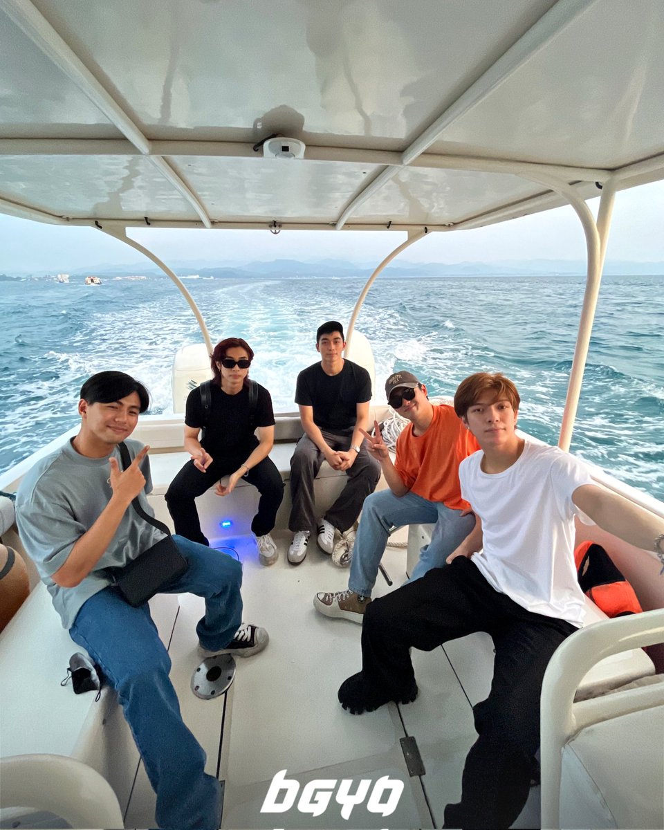 bgyo_ph's tweet image. #BGYO | Touch down Boracay! 🏝 Get ready your #13SangkapSarapSummer dance moves and dance with us tomorrow at Sea Wind Resort, Station 1, 4PM! ❤️

#ChowkingHaloHaloxBGYO @chowking_ph