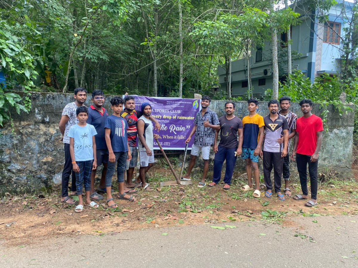 NYK_Kanyakumari's tweet photo. Catch The Rain-III Phase programme has been organised by LALA SPORTS CLUB at Arumanai and the surrounding villages of Kanyakumari district in the month of May 2023.
#CatchTheRain #nykkanyakumari #Nationalwatermission #nyksProgramme #NYKSIndia #JalShaktiAbhiyan #departmentofyouth https://t.co/guXwdwxXNo