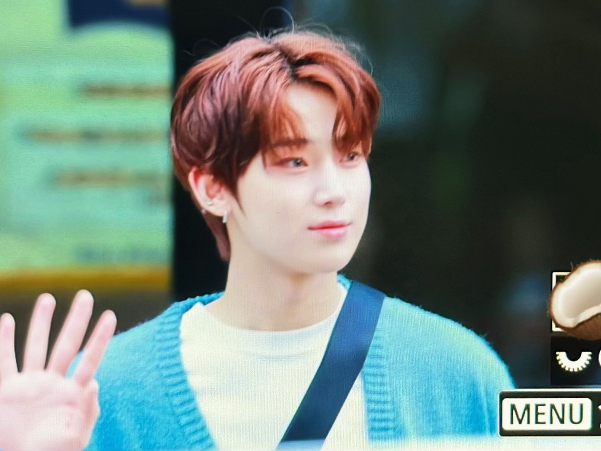 doiir_0624's tweet photo. 230526 뮤뱅퇴근

#ENHYPEN #엔하이픈 
#SUNOO #선우 https://t.co/YeygP5XVbU