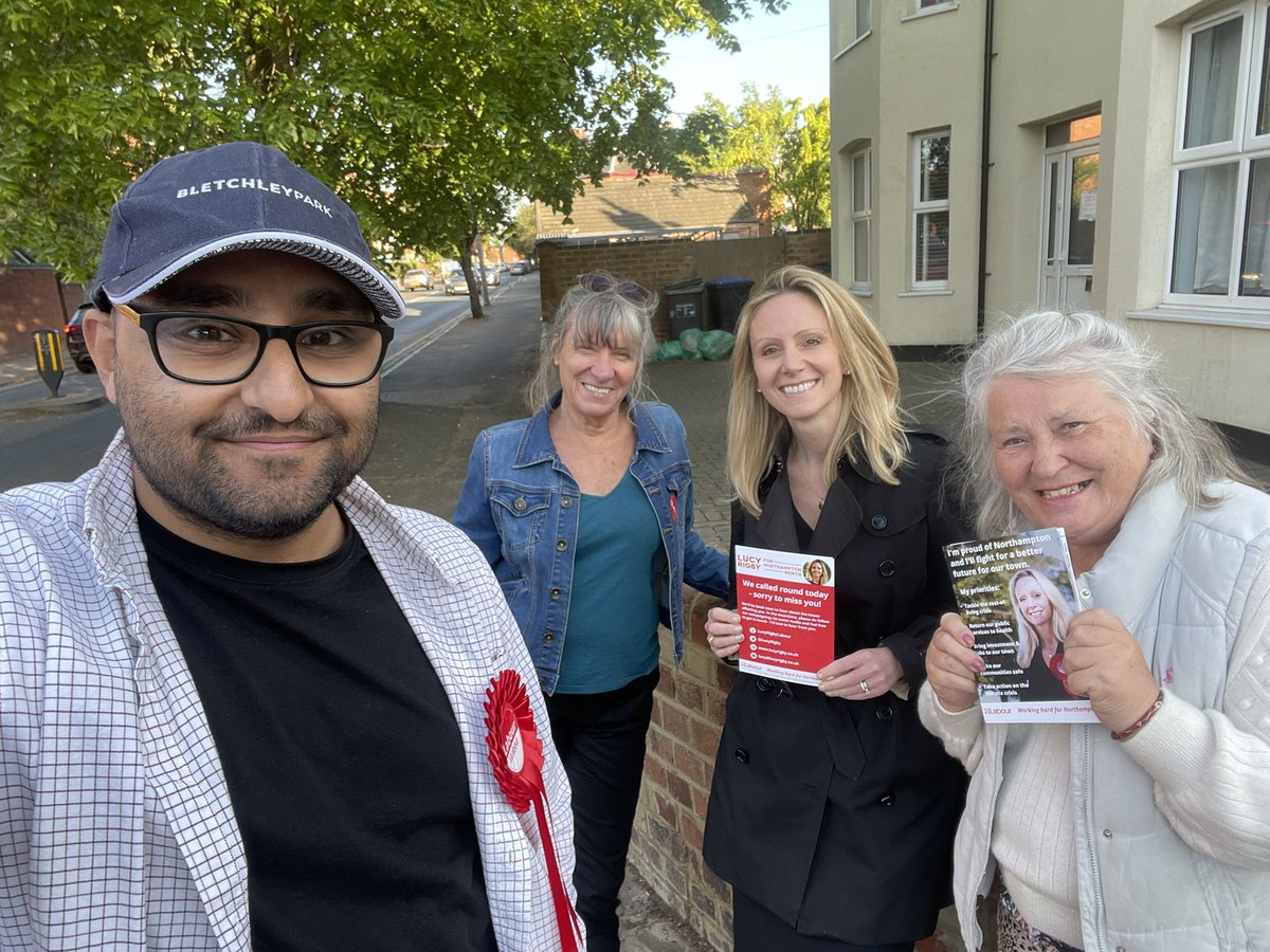 Really good to talk to residents in Abington last night - lots of issues picked up & plenty of people desperate to see change. We’ll be out again all day Saturday so if you want to come along & help put us on the path to a Labour Govt then get in touch 👍