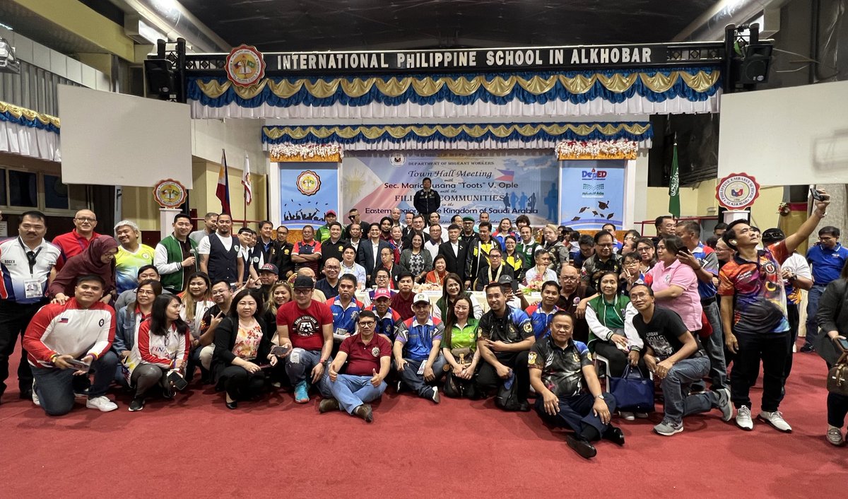 Happy to participate in a town hall meeting with our OFWs in Al-Khobar! <a href="/DMWPHL/">Department of Migrant Workers - Philippines</a> <a href="/OWWAofficial/">OWWA</a> @romato :-)