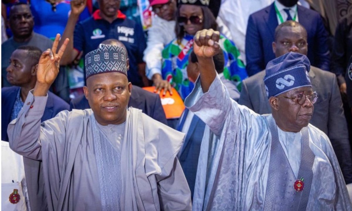 The Supreme Court of Nigeria has dismissed the PDP's suit seeking the disqualification of Tinubu and Shettima. dailypost.ng/2023/05/26/bre…