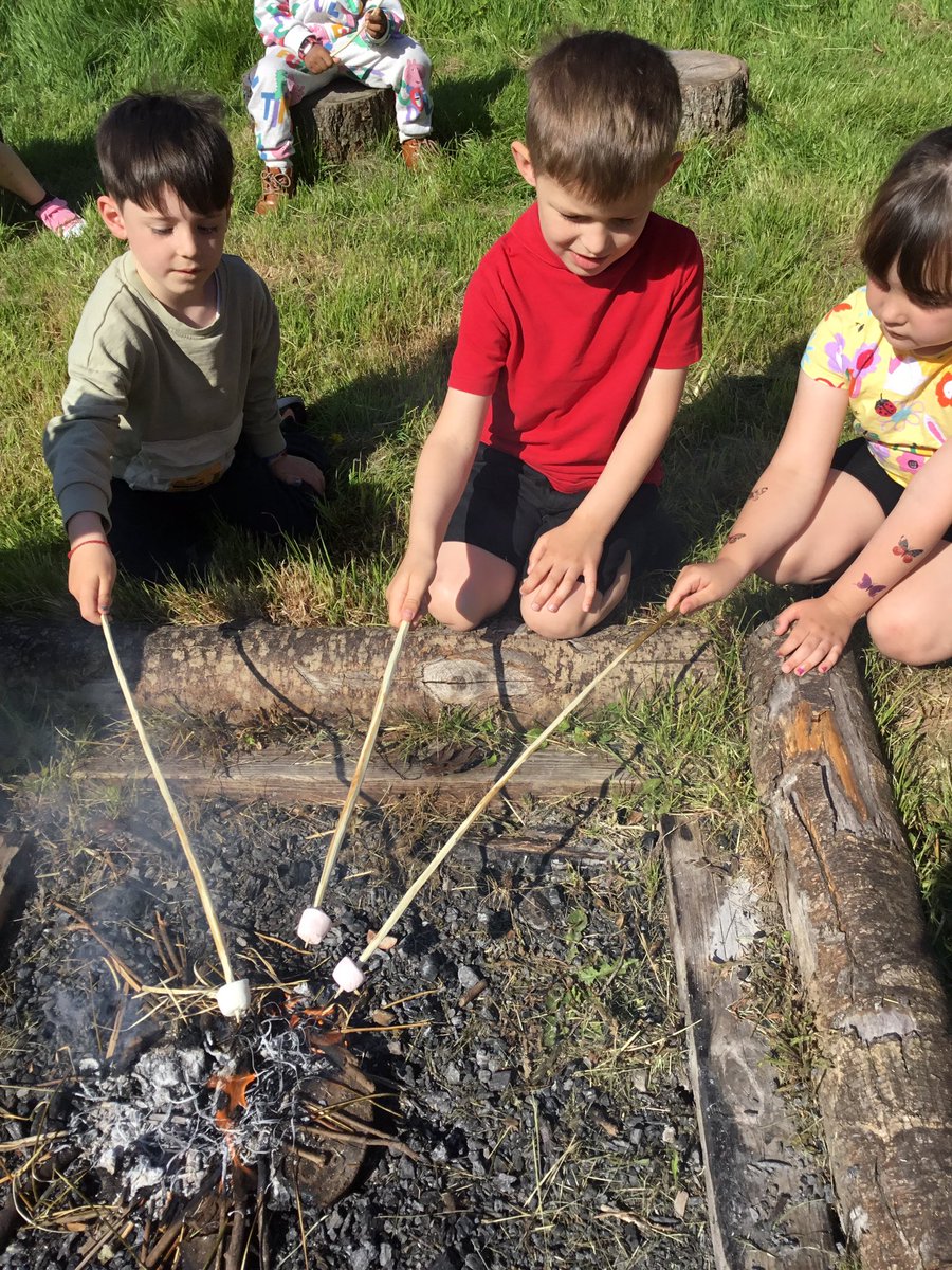 TJPrimary's tweet photo. Our last Forest School session of the year and we finished off with toasting marshmallows on the fire! π₯π‘βοΈ #TJReception #TJForestSchool #TJOutdoorLearning https://t.co/HTMBA6eOnc