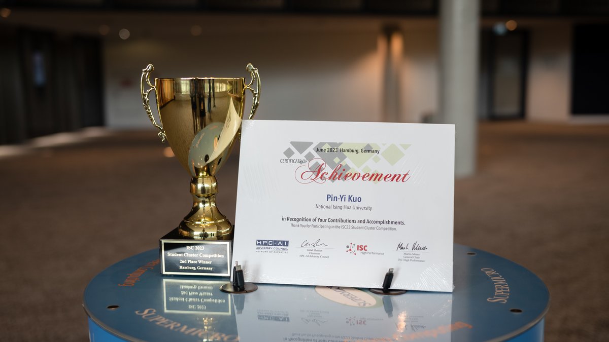 NTHU_TAIWAN's tweet photo. 🏆NTHU students took 2nd place in the ISC (International Supercomputing Conference Student Cluster Competition) held in Hamburg, Germany from May 21 to 25. Guys, we're so proud of you! 🎉 https://t.co/NwB2K1pJop
