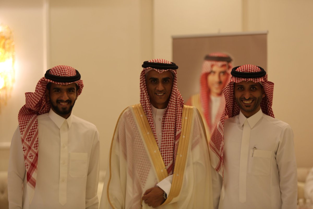 albdahrasheed's tweet photo. بكم نفخر ونفاخر...

د.عبدالله خالد البداح
@albda7
د.عبدالله محمد البداح @Abdullah_Albdah
د.عبدالله رشيد البداح 
@abdullahalbdah1 https://t.co/WJeEKHiO33