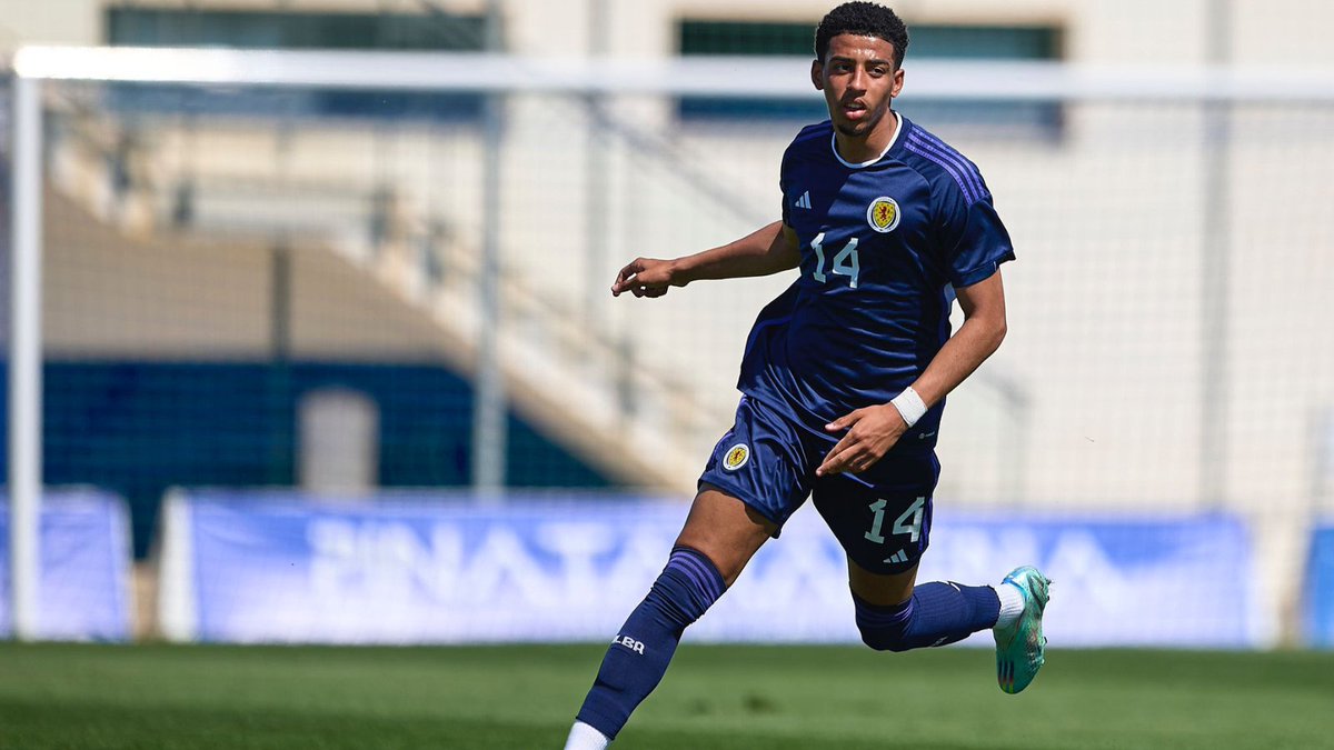 swans_academy's tweet photo. Swansea City duo Liam Smith and @azeemabdulai_  have been called up to the Scotland Under-21 squad to take on Norway in two friendly matches in Spain next month 🏴󠁧󠁢󠁳󠁣󠁴󠁿

👉 https://t.co/owKaFRZh9Y https://t.co/JzmvamtbKJ