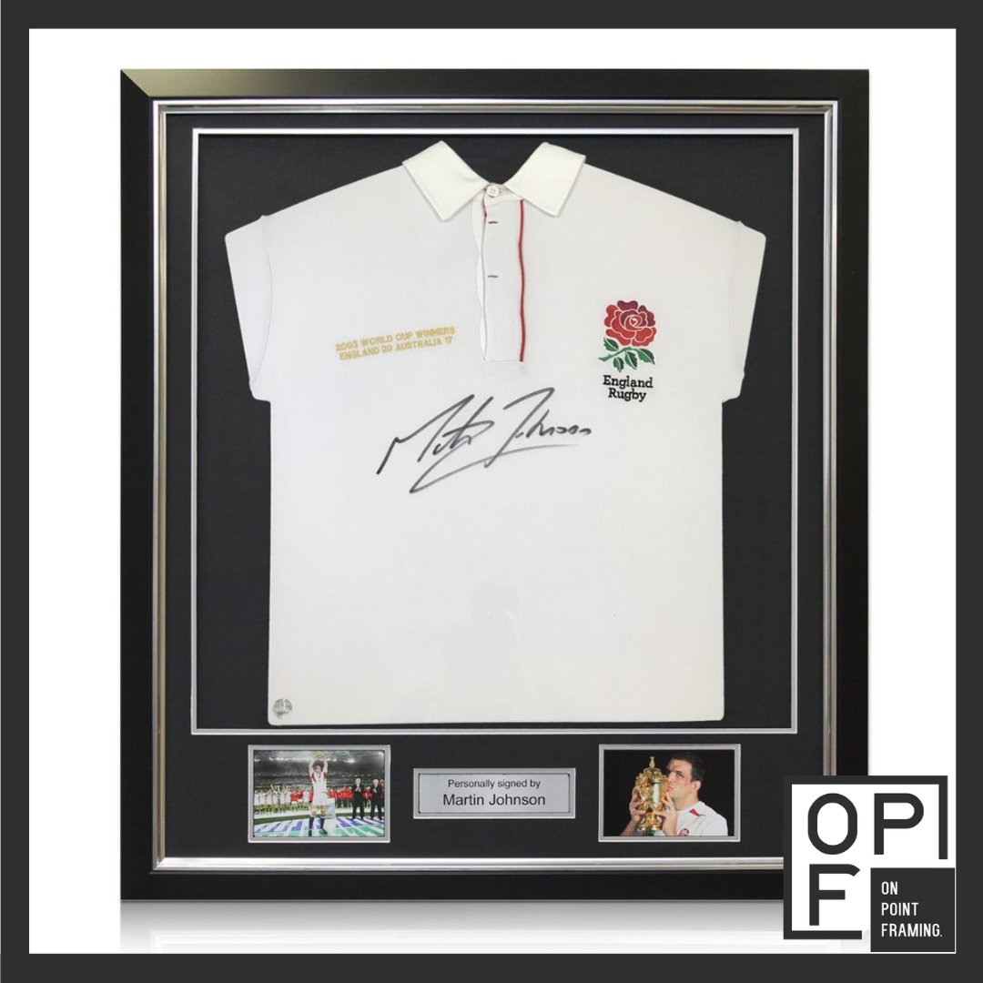 Squad-signed or solo-signed? 🏉👕
-
-
-
Shop our England 2003 Rugby World Cup Winners signed shirts on our website in our rugby and other sports category: opframing.co.uk/product/englan…

#OPFraming #sportsmemorabilia #englandrugby #RWC2003