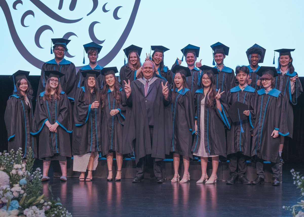 NLCS (Singapore) had its first-ever #graduation ceremony this week. Congratulations to the class of 2023!🎉👩‍🎓👨‍🎓
#internationalschool #nlcsinternational #graduation2023