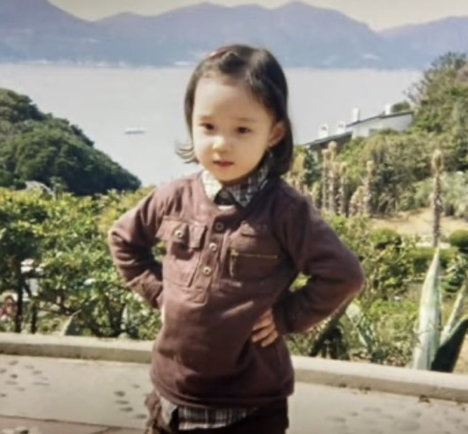 imadbcyou's tweet image. ท้าวเอววีน                     ตาเขียวปั๊ด