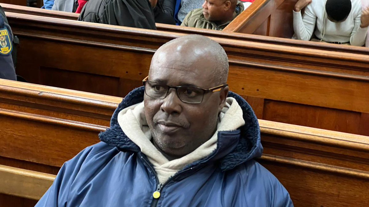 Rwanda genocide suspect Fulgence Kayishema appears in a Cape Town court for the first time since his arrest this week. He’s been a fugitive for more than two decades. 

aljazeera.com/amp/news/2023/…