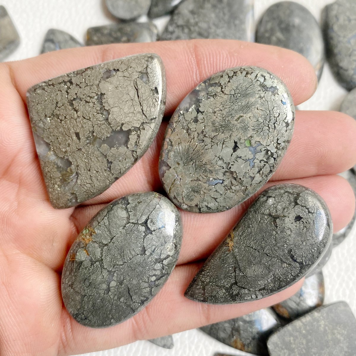 fizasagems's tweet photo. Marcasite Wholesale Lot

We accept payment through PayPal/Bank Transfer •100% secure

1 KG Lot - ( $157 USD)
3 KG Lot - ( $431 USD)
5 KG Lot - ( $717 USD)

$ 25.99 USD Express shipping

#marcasite #marcasitejewelry 
#marcasitesphere #marcasitejewelry #marcasitependant #marcasite https://t.co/YHuVqdSE1p