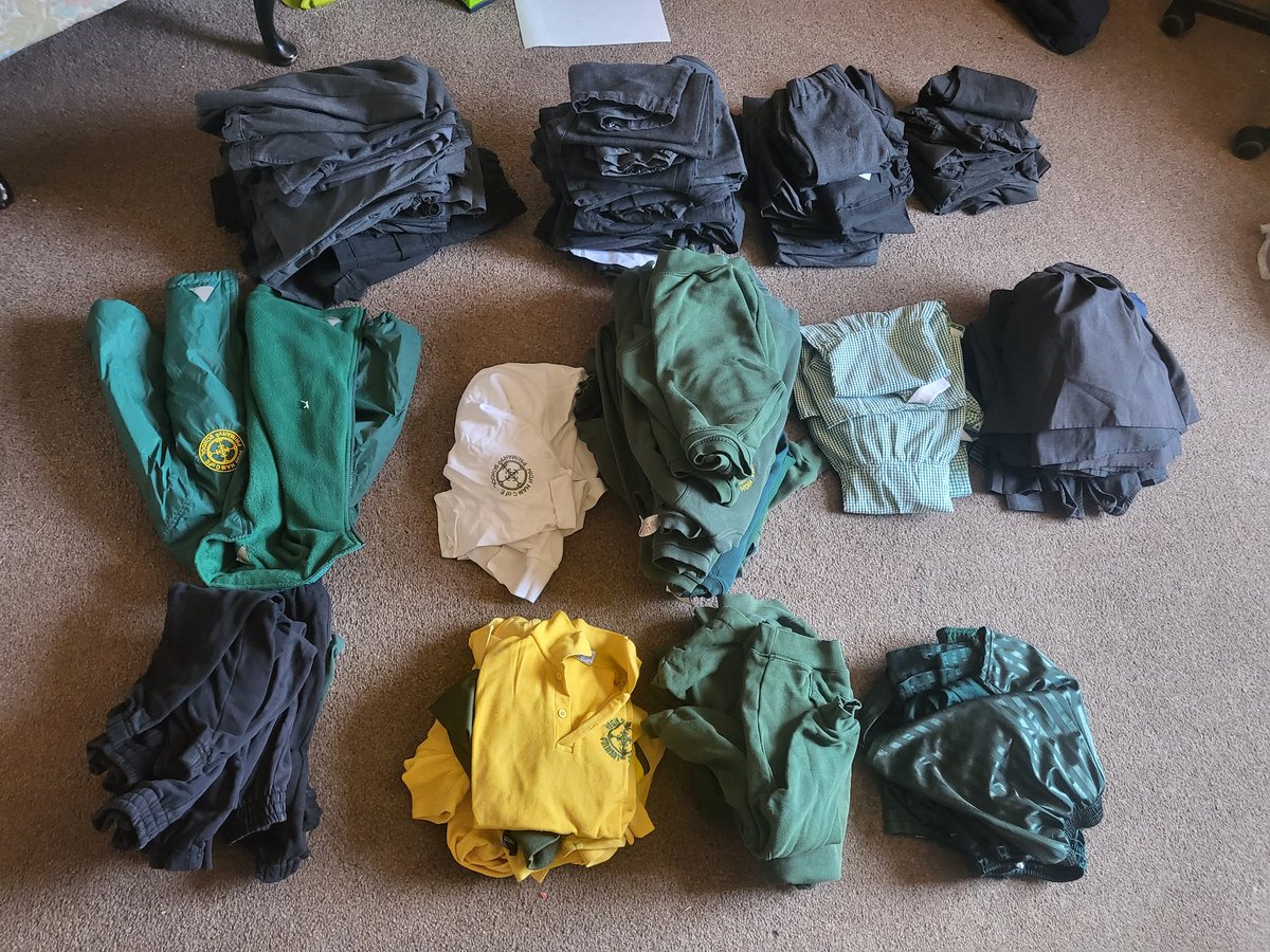 PTAHighHam's tweet photo. Lots of pre loved uniform email highhampta@gmail.com if you would like any 😊 https://t.co/6tnFknReWP