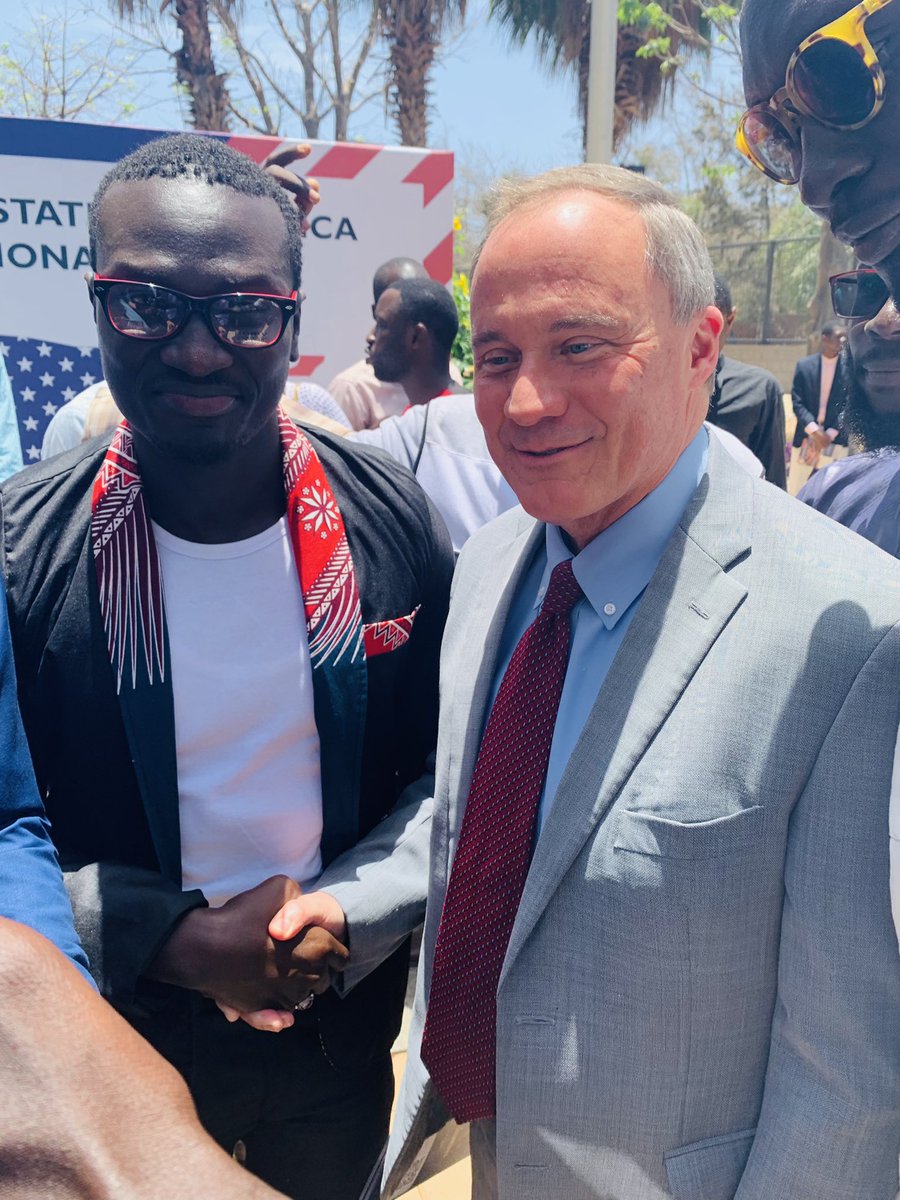 SaliouM67443783's tweet photo. 🇸🇳🇸🇳🇸🇳I’am very honored to be part of the American community and a privilege to benefit from the entrepreneurship leadership training and development projects .
Thanks you ambassador mike Raynor 🇺🇸🇺🇸🇺🇸 https://t.co/6eTLhZnp4D