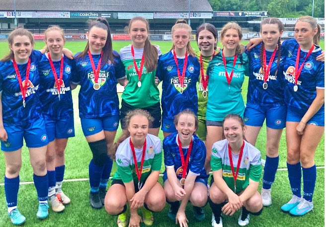 btuwomenfc's tweet photo. Congratulations (and commiserations) to our TWELVE U16s who competed (on both sides) in the @WelshSchoolsFA Final last night.
@CVSFA edging the tie, against a very strong @RCTSFA side.
Well done all! 🏆💛💙
#DevelopInspirePerform
#UpTheTown https://t.co/gulVkP8rYI