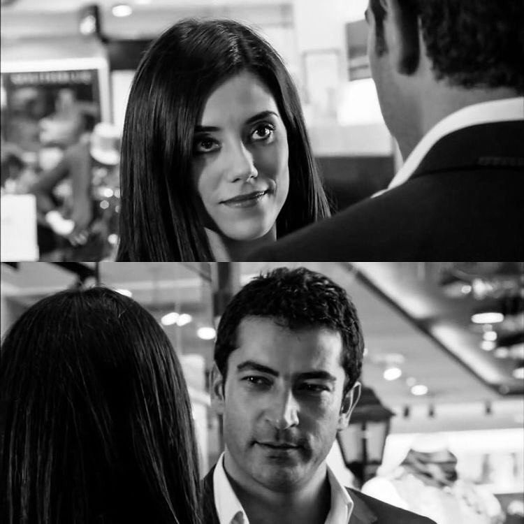 Gözlerin o kadar güzel ki bakarken zamanın durmasını isterdim.