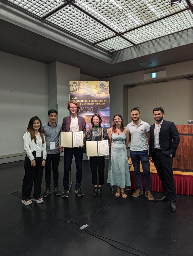 I was glad to give a talk about our recent work with the antibiofilm study of plasma-activated water at #ISPC25 in Kyoto and it was a great honour to get awarded the student oral presentation 🎖️
Shoutout to my supervisor <a href="/AnneMaiPro/">Anne Mai-Prochnow</a> <a href="/PJCullen100/">PJ Cullen</a> and plasma team for their support!