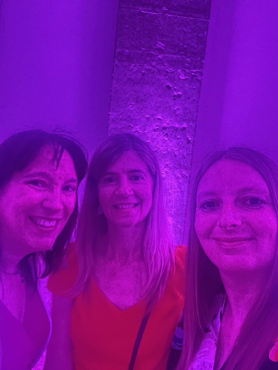 Laura Holyer (McDonald) tweet media