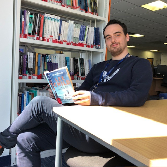 Our Library colleagues have been recommending books for the Bank Holiday weekend from our Fiction collections. Mark suggests 'Titus Groan' by Mervyn Peake while Dom favours 'Make Me' by Lee Child. #wlvuni #unilibrary #fictionbook