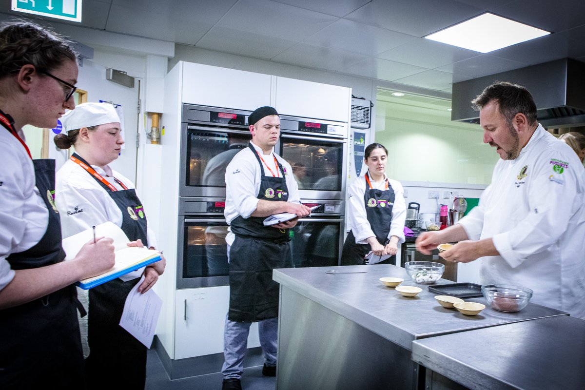 Nestlé Toque d'Or tweet media