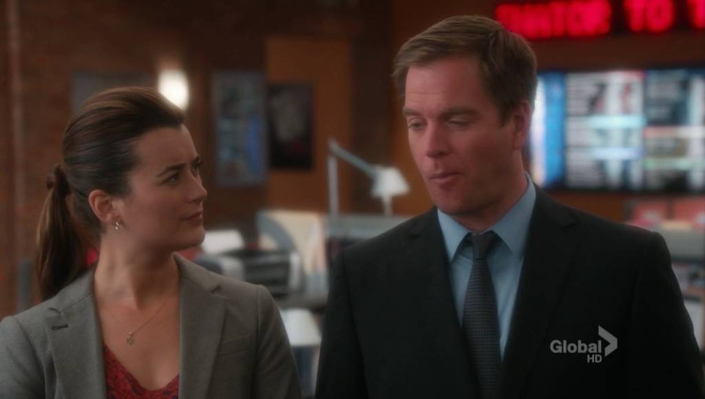 DrmCtchrZen's tweet image. Just Because, thank goodness it is friday, #WeekendisComing #NCIS #CotedePablo #MichaelWeatherly #RulesDontApply #Partners4Life #Love #NoMatterWhat #TivaHearts @donutsdebsdibs @MariaJoseGlobal @katiemusher @MissKatie221 @thierryiverson @jennyvmeier @MarcellaPagan0 @lvjk 🥷💕🐢🥰