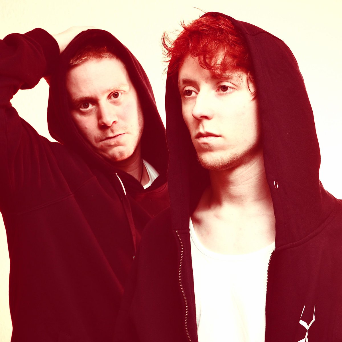 🧠🦍 'mcmx. drawing room' // 19//07//23 //