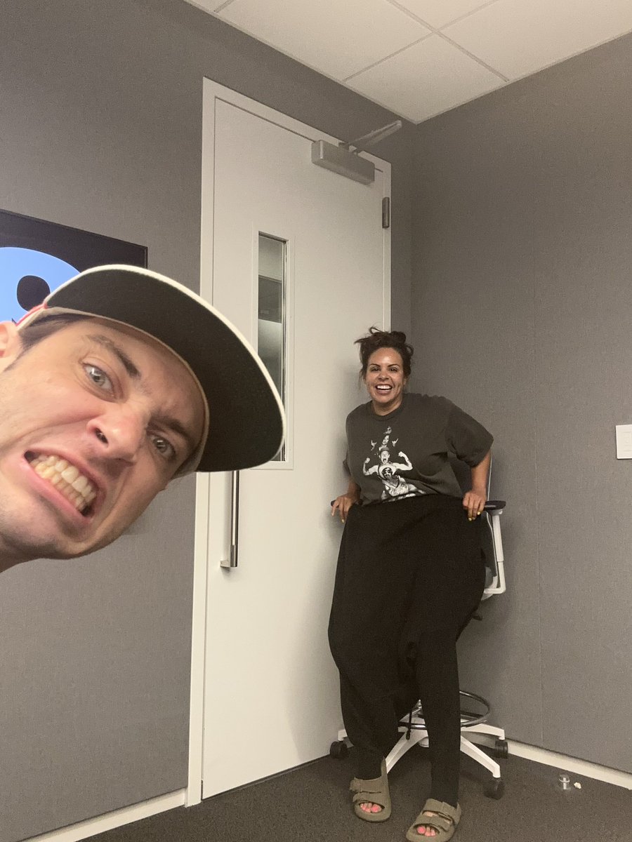 Tess1Tess2's tweet image. Fit check #dripdrip