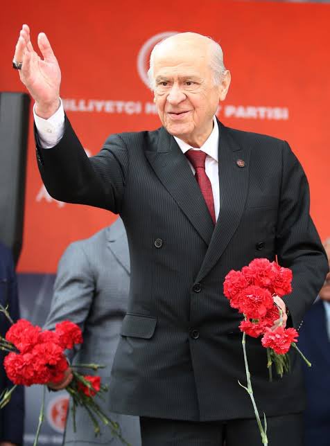 İlkeli lider, dürüst devlet adamı…