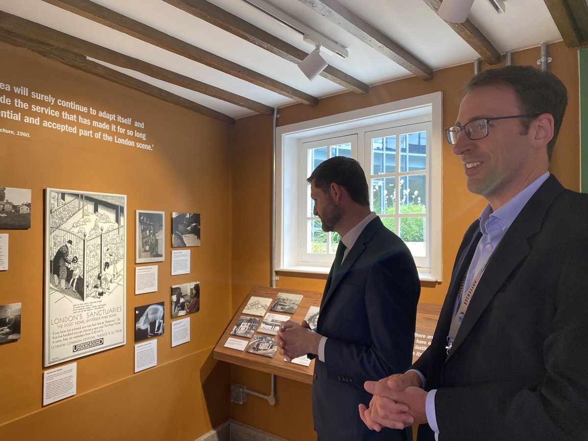 JimfromOldham's tweet image. Thank you @Battersea_ for yesterday. I was overwhelmed by the generosity of staff and seeing how they truly care for the animals. Their work highlights how important the Kept Animals Bill is. I loved meeting Piglet too!