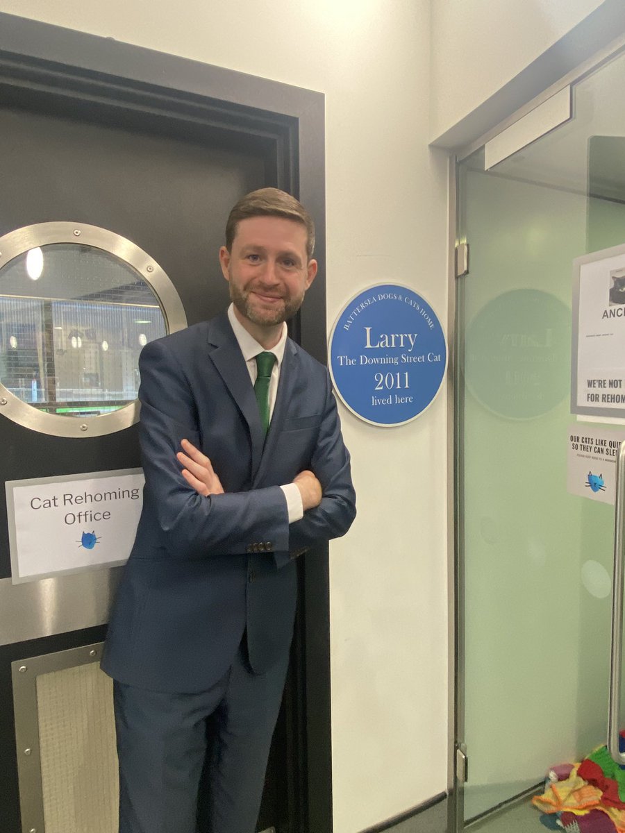 JimfromOldham's tweet image. Thank you @Battersea_ for yesterday. I was overwhelmed by the generosity of staff and seeing how they truly care for the animals. Their work highlights how important the Kept Animals Bill is. I loved meeting Piglet too!