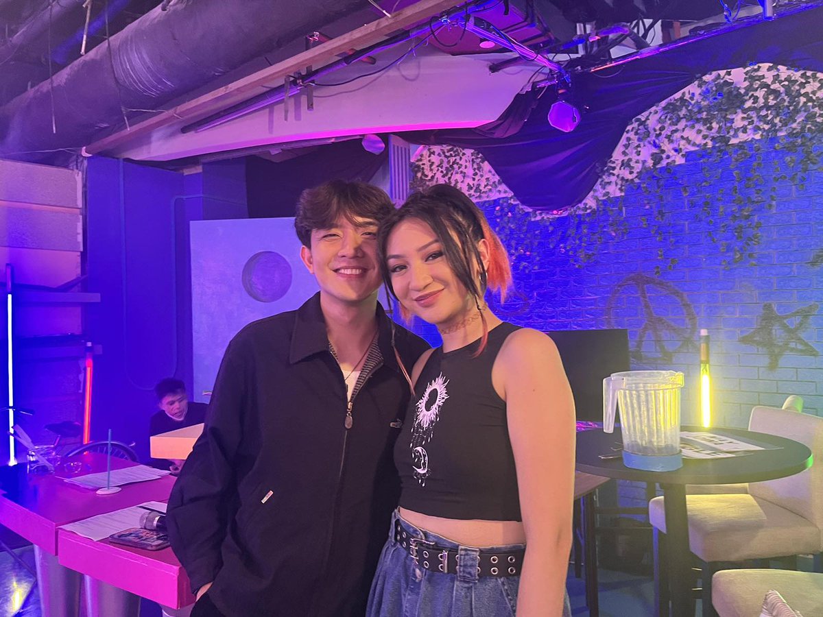 starhuntabscbn's tweet photo. LOOK: Ralph Malibunas (@ralphhmalibunas) and Gail Banawis (@struggail) with the #TeenClash fam on @iampieofficial Pak Na Pak! 🤘

See you later on Clashroom for #TeenClashEp10! https://t.co/XmxCykYidE