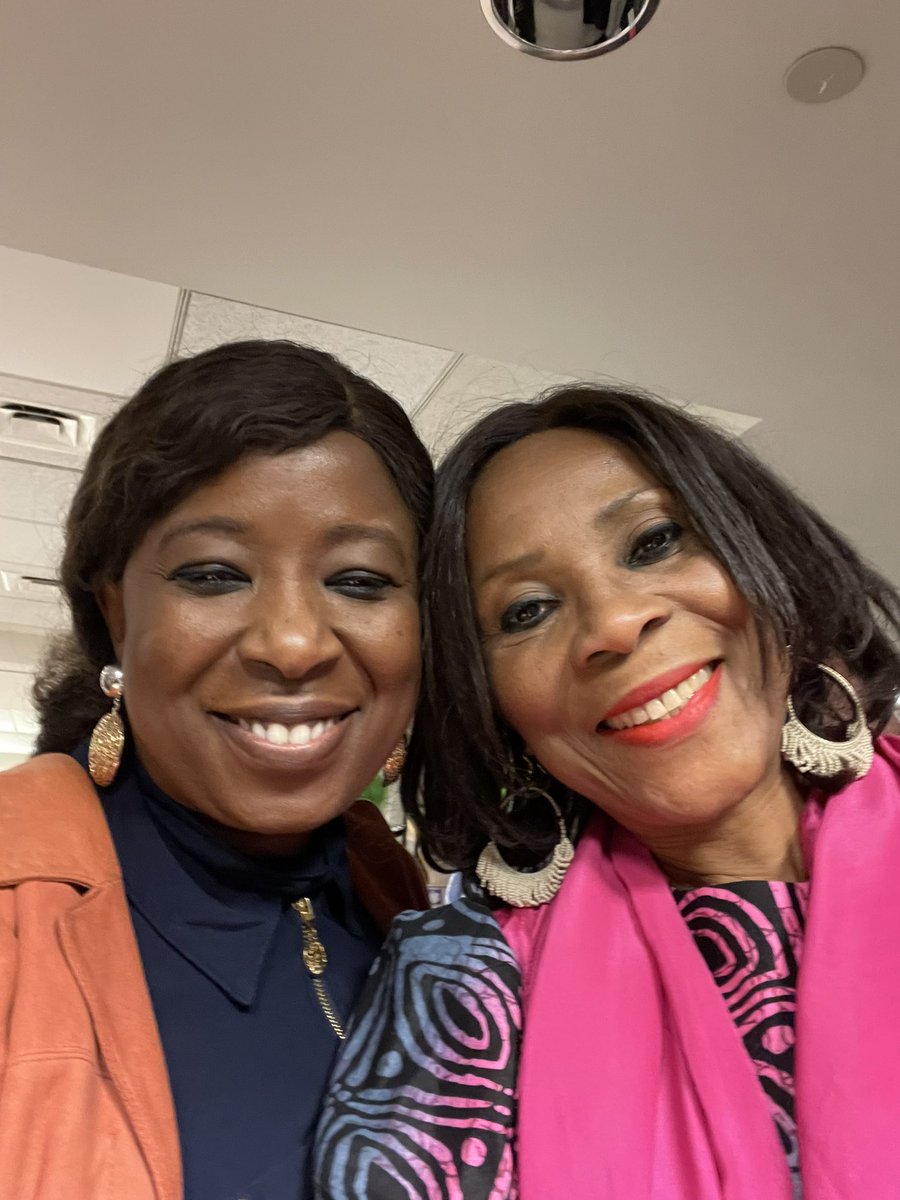 dienekeita's tweet photo. #AfricaDay Tantie Jeanne Martin Cisse And everyone in the #AUDay picture, we stand on your mighty and visionary shoulders. @NYCMayor @FKMohammed1 @ahunnaeziakonwa @yokabrandt #FriendsOfAfrica https://t.co/Y7dI2Lt82n