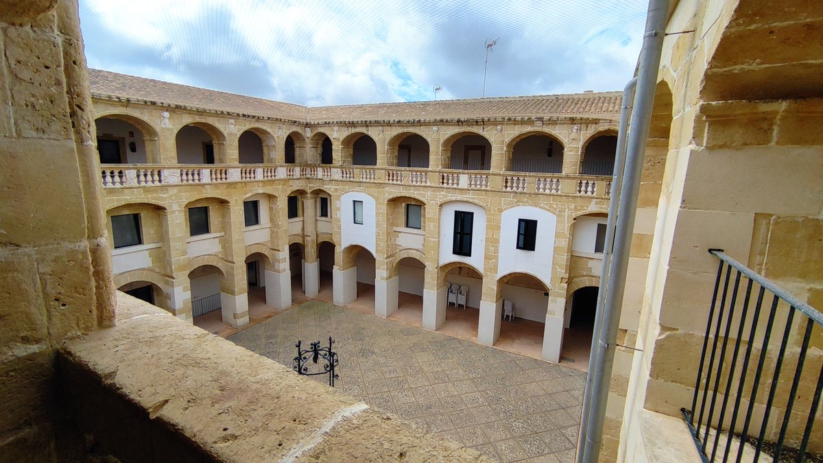 Fons Europeus, Universitat i Cultura_goib (@fonsgoib) on Twitter photo El <a href="/goib/">Govern de les Illes Balears</a> aportarà 1⃣9⃣0⃣.0⃣0⃣0⃣ € en 4 anys per al funcionament del #ConventDeSantDiego.
<a href="/AjAlaior/">Ajuntament d'Alaior</a> i <a href="/ConsellMenorca/">Consell de Menorca</a> contribuiran amb idèntica quantitat a la promoció cultural d'aquest immoble del segle XVII catalogat com a #BIC des del 1993.
Ampliaℹ️👉tn.caib.es/CSD El <a href="/goib/">Govern de les Illes Balears</a> aportarà 1⃣9⃣0⃣.0⃣0⃣0⃣ € en 4 anys per al funcionament del #ConventDeSantDiego.
<a href="/AjAlaior/">Ajuntament d'Alaior</a> i <a href="/ConsellMenorca/">Consell de Menorca</a> contribuiran amb idèntica quantitat a la promoció cultural d'aquest immoble del segle XVII catalogat com a #BIC des del 1993.
Ampliaℹ️👉tn.caib.es/CSD