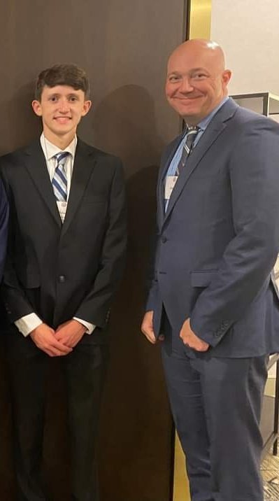 Congratulations to our distance captain, Michael Fitzmaurice,  on being valedictorian for the class of 2023! Excelling on and off the track!