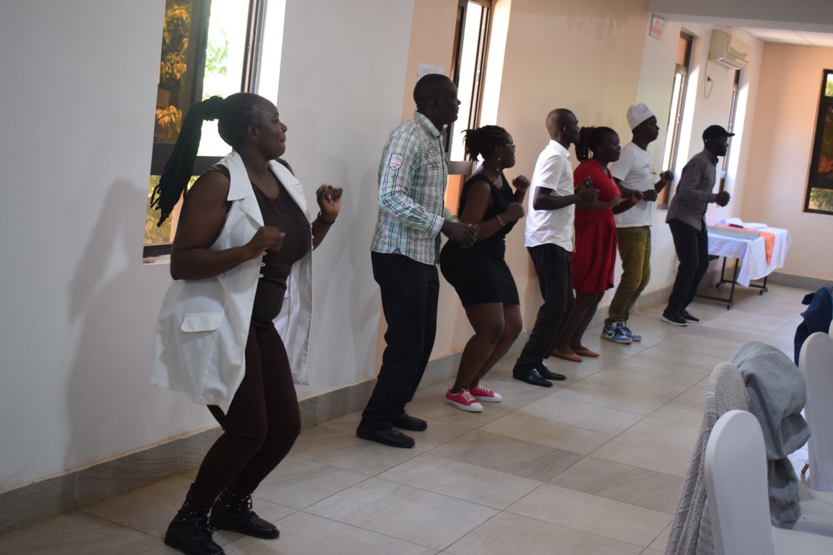 YouthAliveKenya's tweet photo. On Day Two of our FIC-supported #JustTransitionKE training in Kisumu County participants committed to an equitable and sustainable future. Together, they are driving the #Youth4JustTransition movement, addressing climate change adaptation. #ClimateChangeAdaption https://t.co/sW55ipxjx7